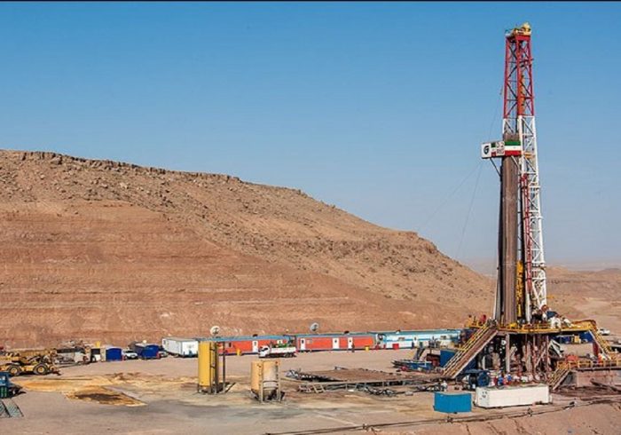 تاکید نمایندگان ایلام بر رفع سریع موانع شروع فاز دوم میدان نفتی آذر و چنگوله