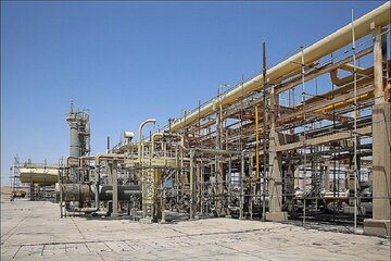 همکاری پالایشگاه گازایلام با منطقه ۷عملیات انتقال گاز افزایش می‌یابد