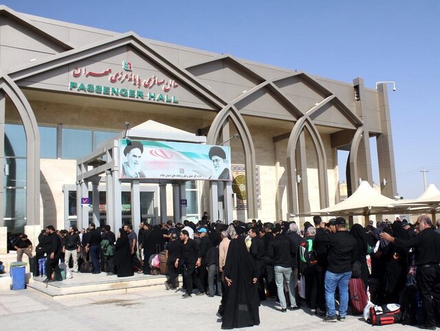 خروج ۴۵۰ هزار نفر از مرز مهران از اول شهریور تاکنون