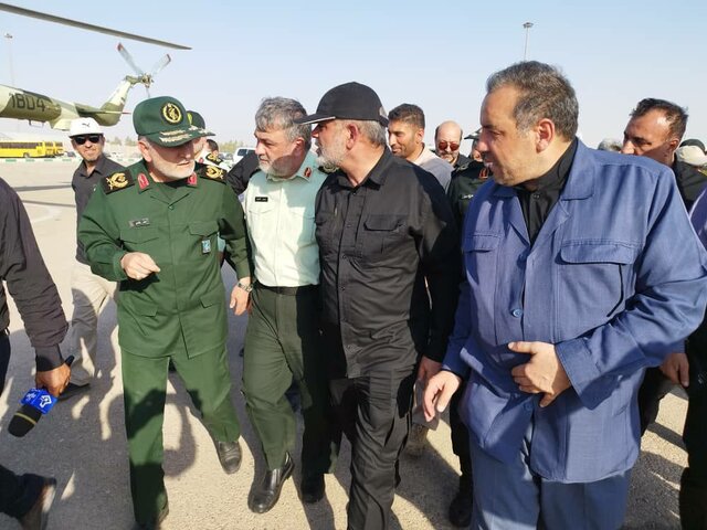وزیر کشور از پایانه مرزی مهران  بازدید کرد