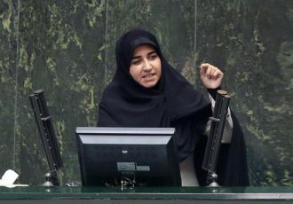 افعال معکوس فلاحی در تشکر از مسئولان ادوار