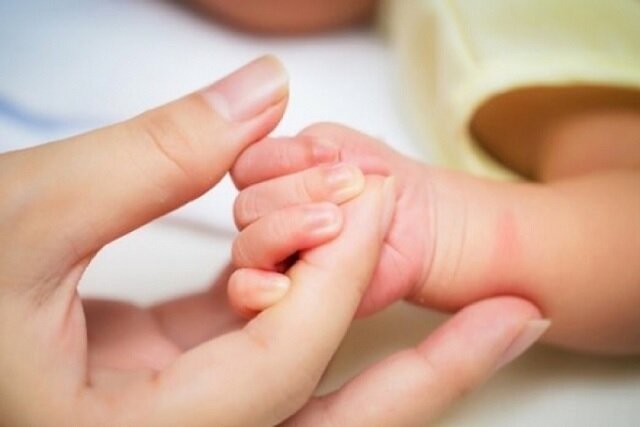 بانک‌ها در ارائه تسهیلات ازدواج و فرزندآوری سخت‌گیری نکنند