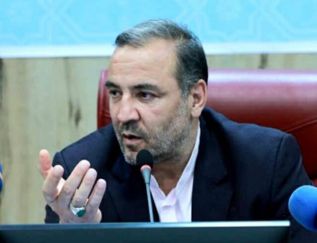 بانک‌ها در اعطای تسهیلات ازدواج و فرزندآوری سخت‌گیری نکنند