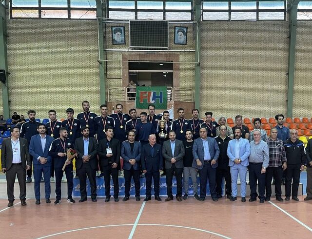 ایلام قهرمان لیگ هاکی سالنی شد
