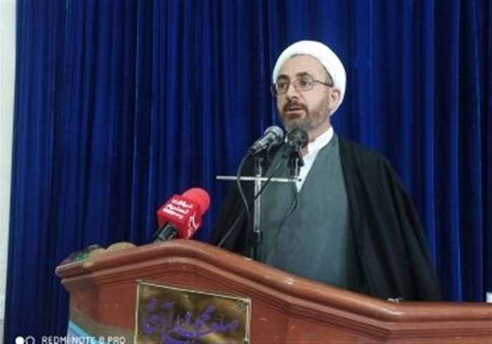 درخواست امام جمعه ایلام از نخبگان و دانشگاهیان در آستانه سفر رئیس جمهور به استان