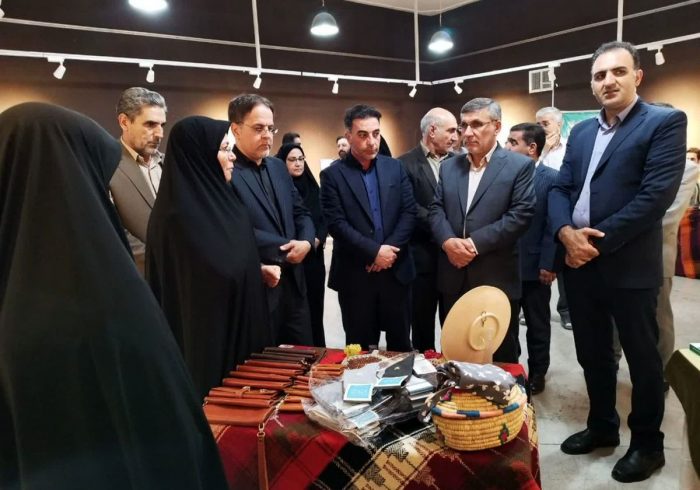 نمایشگاه دستاوردهای سازمان‌های مردم نهاد در ایلام افتتاح شد