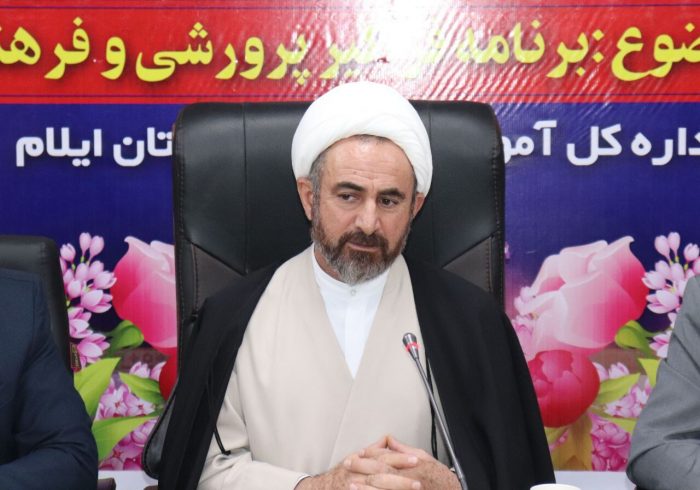 معلمان مجاهدان فرهنگی جامعه هستند