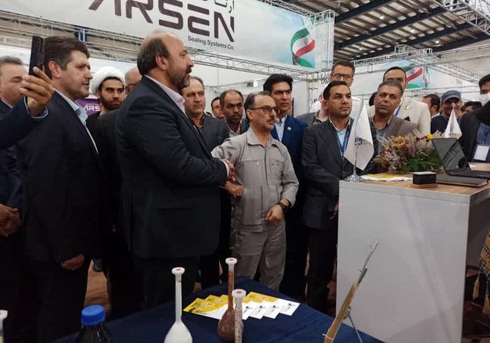 اولین نمایشگاه «ایرانی سازان» در ایلام افتتاح شد