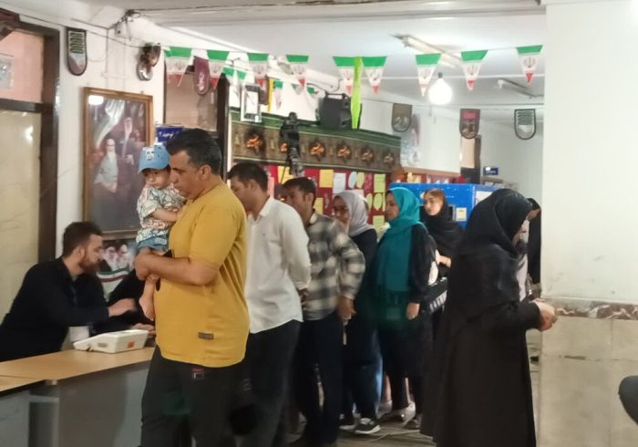 حماسه‌ی حضور مردم، دوستان ملت را دل‌شاد و دشمنان را مایوس کرد
