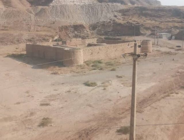 قلعه کنجان‌چم روشن شد