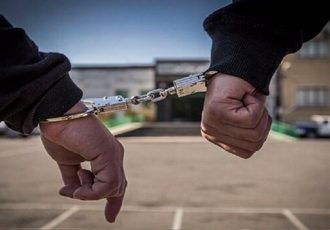 متهم میلیاردی پس از ۱۰ سال فرار در ایوان دستگیر شد