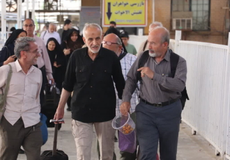 ورود بیش از ۱۹ هزار زائر ایرانی از مرز مهران به کشور