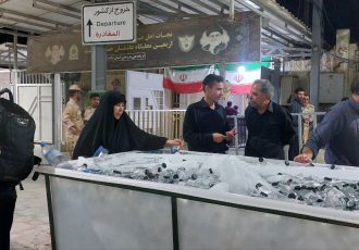 توزیع، خنک سازی آب توسط شرکت آب منطقه‌ای ایلام در مرز مهران