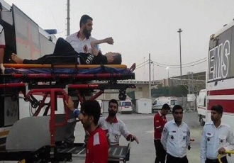 انتقال ۷ زائر مصدوم از بیمارستان الحسین کربلا به مرز مهران