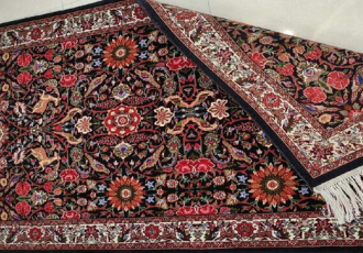کشف اشیای تاریخی و فرش قاچاق در پایانه مرزی مهران