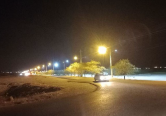 نصب هشت برج نوری در مسیر گردشگری آب‌گرم دهلران آغاز شد