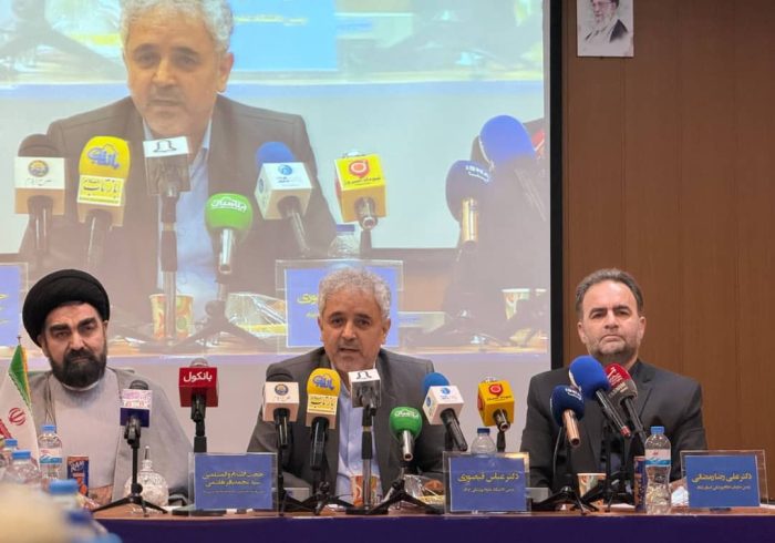 سیاست را وارد مدیریت دانشگاه نکردهام/احترام به جایگاه استاندار را واجب میدانم/اگر واکنشم شایسته نبود پوزش میطلبم سیاست را وارد مدیریت دانشگاه نکردهام/احترام به جایگاه استاندار را واجب میدانم/اگر واکنشم شایسته نبود پوزش میطلبم