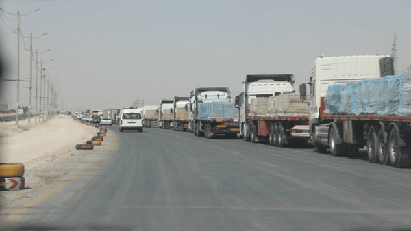 توقف ۶ هزار تن کالای صادراتی در مرز مهران بهدلیل ممانعت عراق توقف ۶ هزار تن کالای صادراتی در مرز مهران بهدلیل ممانعت عراق
