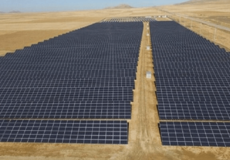 ۱۸۵ هکتار از اراضی دهلران برای تولید برق خورشیدی واگذار شد