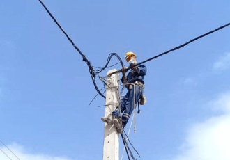 اجرای ۱۵ کیلومتر شبکه برق‌رسانی ملکشاهی