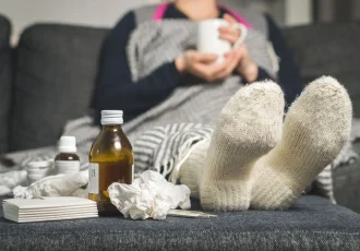 هشدار بهداشتی در ایلام؛ طغیان بیماریهای تنفسی با محوریت آنفلوآنزا در کمین استان هشدار بهداشتی در ایلام؛ طغیان بیماریهای تنفسی با محوریت آنفلوآنزا در کمین استان