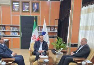 دیدار مدیر درمان تأمین اجتماعی با استاندار ایلام/ تقدیر از خدمات و پیگیری های مدیر درمان تأمین اجتماعی دیدار مدیر درمان تأمین اجتماعی با استاندار ایلام/ تقدیر از خدمات و پیگیری های مدیر درمان تأمین اجتماعی