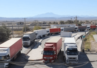 صادرات بیش از یک میلیون تن کالا از ایلام صادرات بیش از یک میلیون تن کالا از ایلام