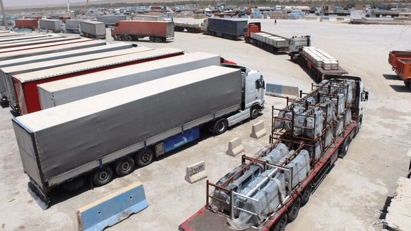 رشد ۳۳ درصدی ترانزیت کالا در پایانه مرزی مهران رشد ۳۳ درصدی ترانزیت کالا در پایانه مرزی مهران