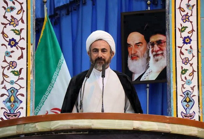 امام جمعه ایلام: وحدت ملی و تبعیت از ولایت، مهمترین پشتوانه اقتدار جمهوری اسلامی است امام جمعه ایلام: وحدت ملی و تبعیت از ولایت، مهمترین پشتوانه اقتدار جمهوری اسلامی است