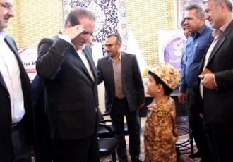 استاندار ایلام: ۳۵ دستگاه اجرایی در میز خدمت هفته دولت پاسخگوی مردم بودند